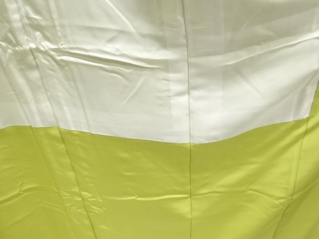  芝草模様織り出し一つ紋色無地着物